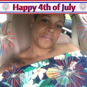 Meet your Posher, Ebony